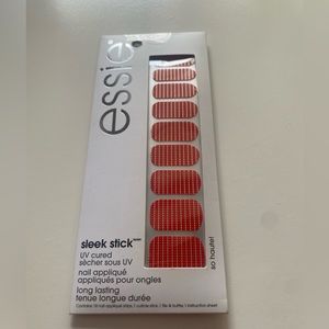 NWT Essie UV Cured Nail Appliqué “so haute”